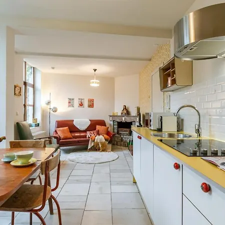 Huswell - Retro With A Cozy Garden * Ghent