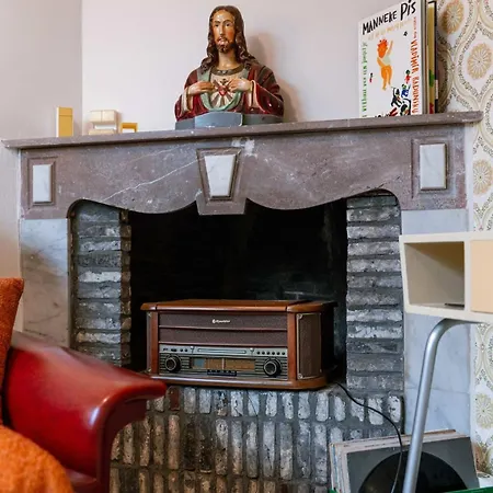 Apartment Huswell - Retro With A Cozy Garden